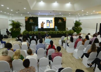 Infotep capacitó 121,944 en el área turística