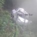 Ocupantes de carro «vivos para contarlo» al caer en quebrada en la carretera de La Guázara