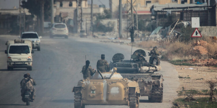 Fuerzas rebeldes de Siria controlan gran parte de Alepo tras la ofensiva contra el gobierno de Bashar al Assad