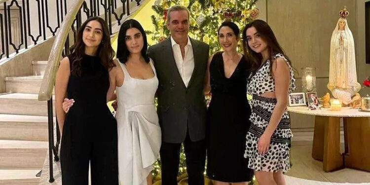 Abinader pasará Navidad en los EEUU