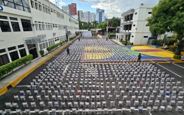 Informe de la DNCD y la DEA como prometió Abinader sobre droga incautada en Caucedo no termina de ofrecerse