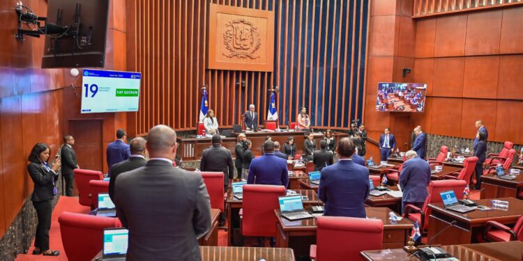 Senado de Abinader «aprueba» presupuesto