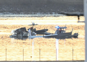 Sin esperanza de sobrevivientes en siniestro de avión