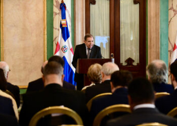 Edmundo no deja claro si iría a Caracas a «juramentarse»