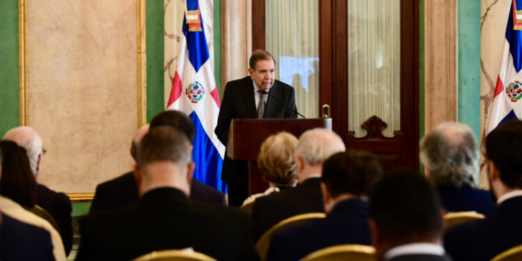 Edmundo no deja claro si iría a Caracas a «juramentarse»