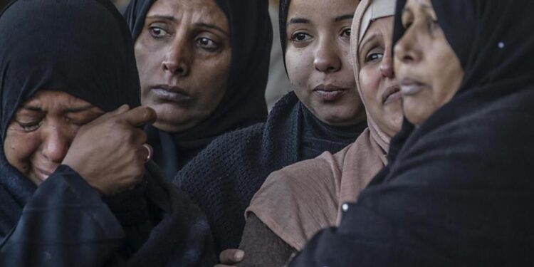 Israel inicia el año asesinando a 28 palestinos en Gaza