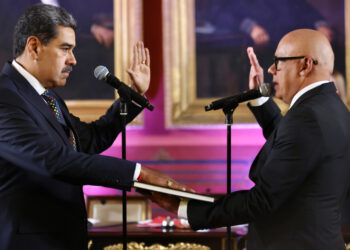 Maduro jura como presidente de Venezuela