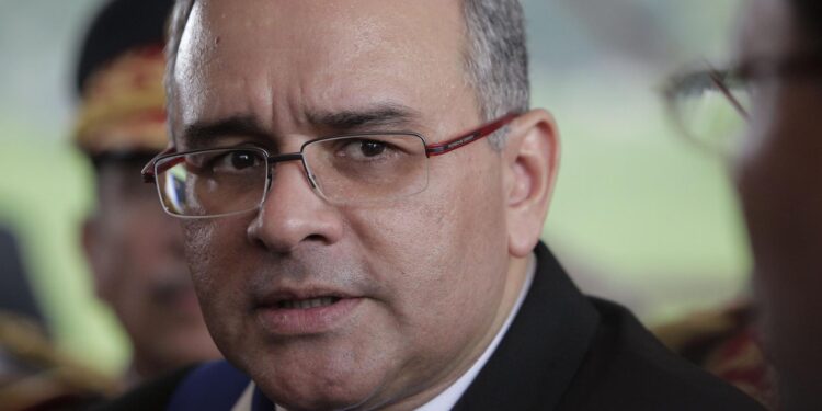 Fallece expresidente de El Salvador