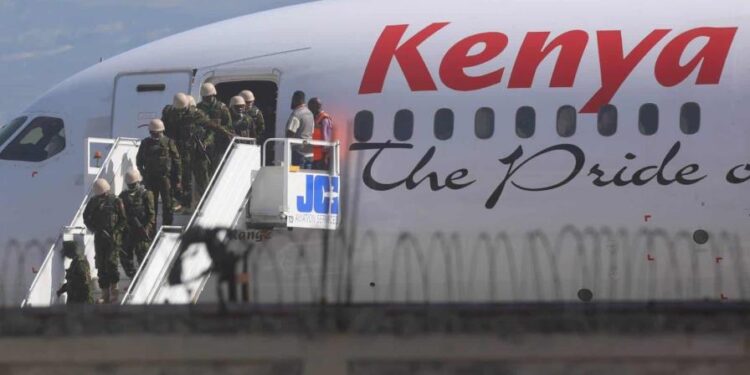 Llegan más policías de Kenia a Haití