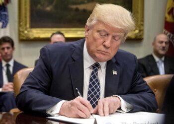 De un plumazo Trump retira a EEUU de la OMS y del Acuerdo de París