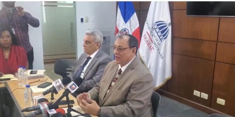 Empresariado propone 10% de aumento salarial