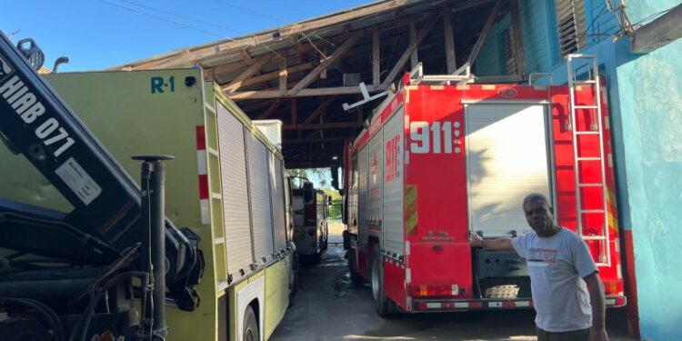 Bomberos con «serias dificultades» en Barahona