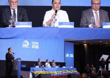 CNE dice ecuatorianos irían a balotaje en abril de seguir tendencia del voto