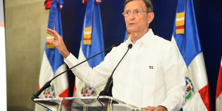 RD insiste a comunidad internacional auxilie Haití