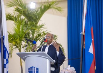 Aristide exige seguridad  