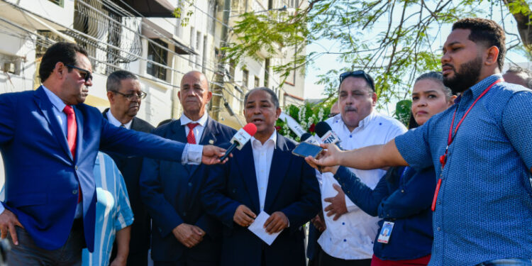 Colegio de Periodista recuerda a Goyito