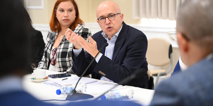 Francisco Domínguez Brito: «Código de Trabajo debe impulsar productividad»