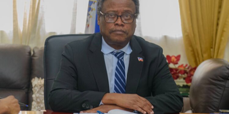 Haití afirma es «delicada» situación con la vecina RD