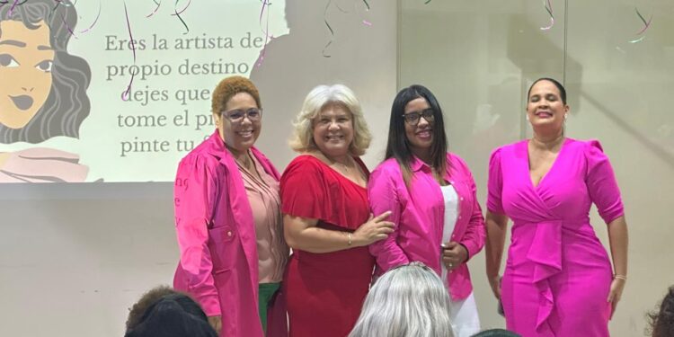 Fuerza del Pueblo reconoce mujeres en Barahona