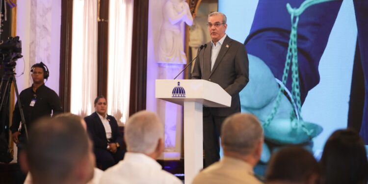 Gobierno refuerza presencia militar en la frontera