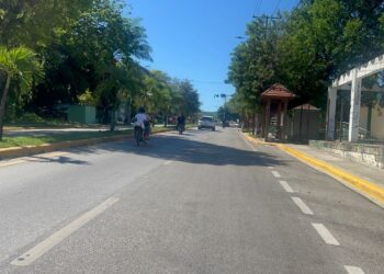 Barahona: poco bulliciosa y abrasada por un sol radiante