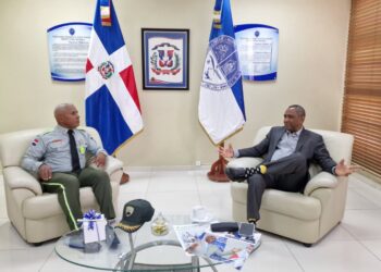 De La Cruz recibe nuevo encargado de la Digesett