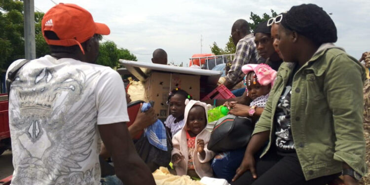 Represión contra comunidad haitiana hace salgan de «motu propio» de Friusa