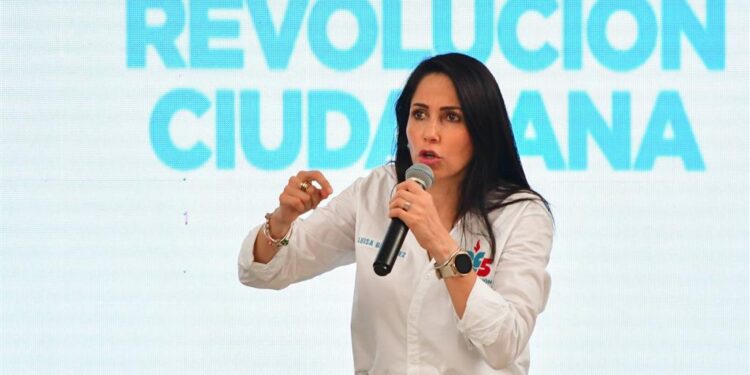 Luisa González denuncia fraude electora y desconoce elección de Novoa