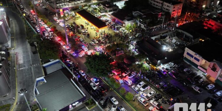 911 coordina amplia respuesta y atención en desplome techo Jet Set