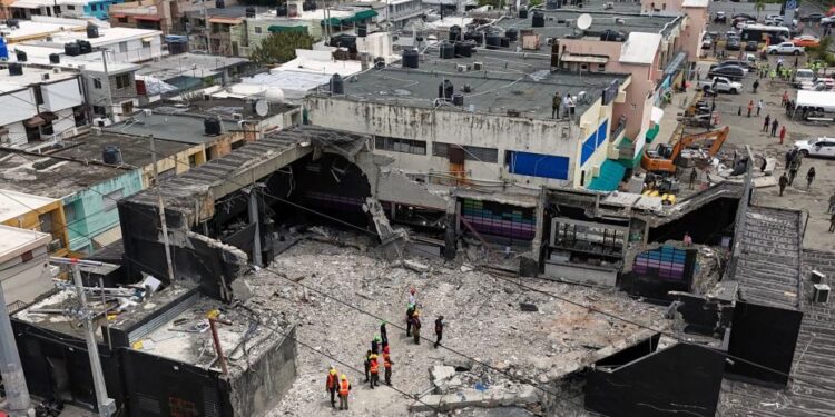 Entre fallecidos en tragedia del Jet Set hay de varios países