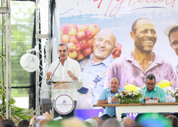 Abinader visitará mañana Moca y San Cristóbal