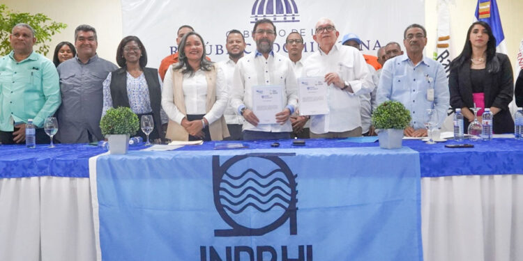 Facilitarán créditos a productores de Azua