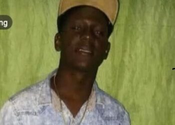 Policía mata uno en batey 6