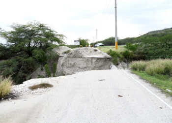 Carreteras de las provincias Bahoruco e Independencia: «abandonadas»
