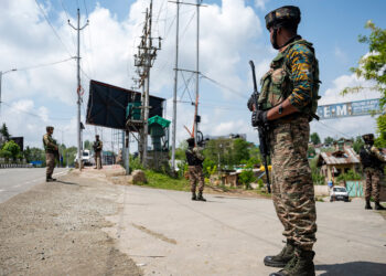 Pakistán e India acuerdan alto al fuego