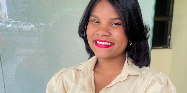 Más Allá de las Flores:  “prioricemos la salud mental materna” 