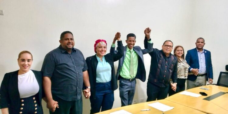 Ocho movimientos dan espaldarazo a Clemente Terrero para presidencia CMD