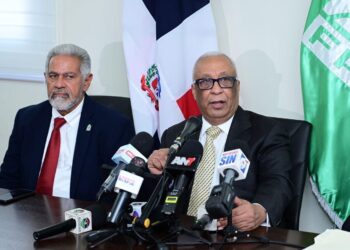 Daniel Toribio denuncia falta «transparencia» en alza de precios de combustibles