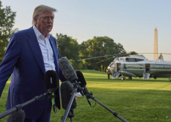 Trump se molesta con Irán, especialmente con Israel por violar alto al fuego