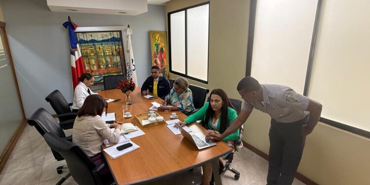 Definen estrategias de actualización de alertas policiales en procesos del sector financiero