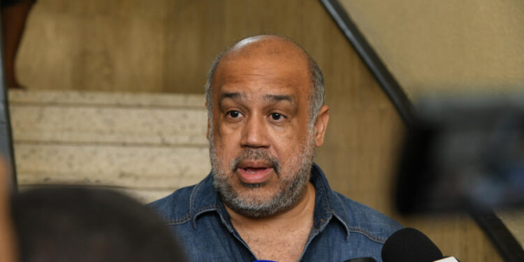 Abogado de Antonio Espaillat solicita manejar el caso con serenidad