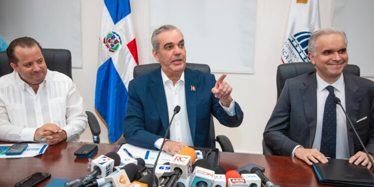 Gobierno garantiza espacio el próximo año escolar