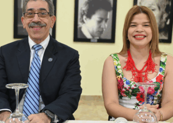 Asjana David ratifica compromiso con la investigación