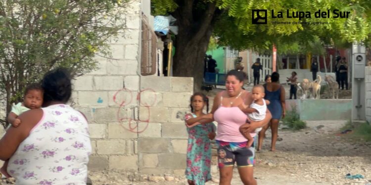 Militares y policías intervienen barrios de Barahona