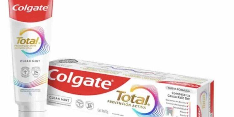Suspende Registro Sanitario a Colgate Total Clean Mint