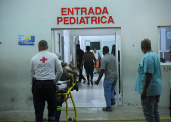 Elevan a 7 número de víctimas por naufragio