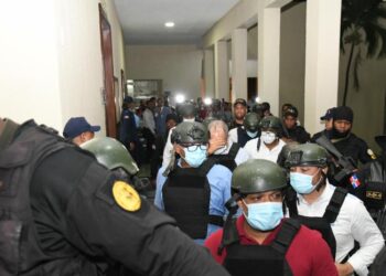 MP tiene 8 meses para investigar red de militares y civiles de estafar al Estado