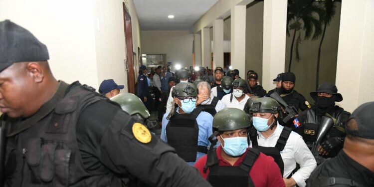 MP tiene 8 meses para investigar red de militares y civiles de estafar al Estado