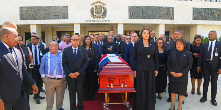 Sus compañeros dan «último a dios» a Fello