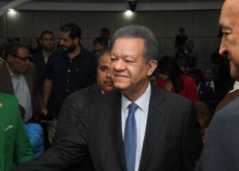 Leonel advierte tapones se mudarán a nuevas calles